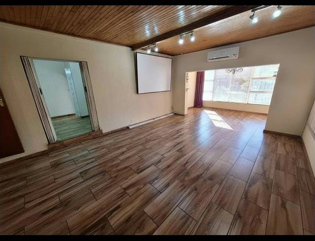 3 BEDROOM HOUSE FOR SALE IN VANDERBIJLPARK SW 2